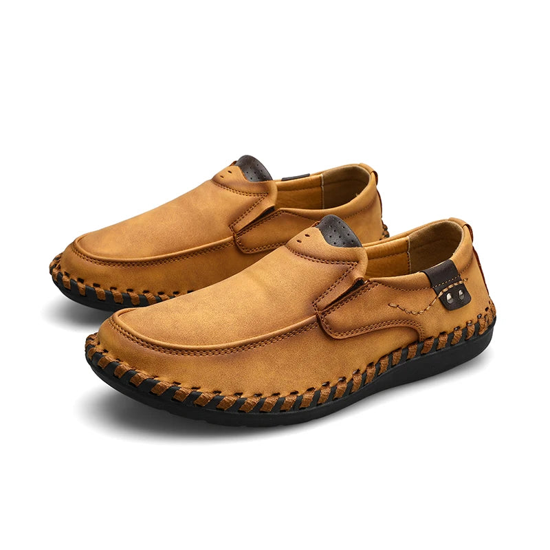 Customized Men's Light Synthetic Leather Golf & Badminton Shoes for Outdoor Sports Training