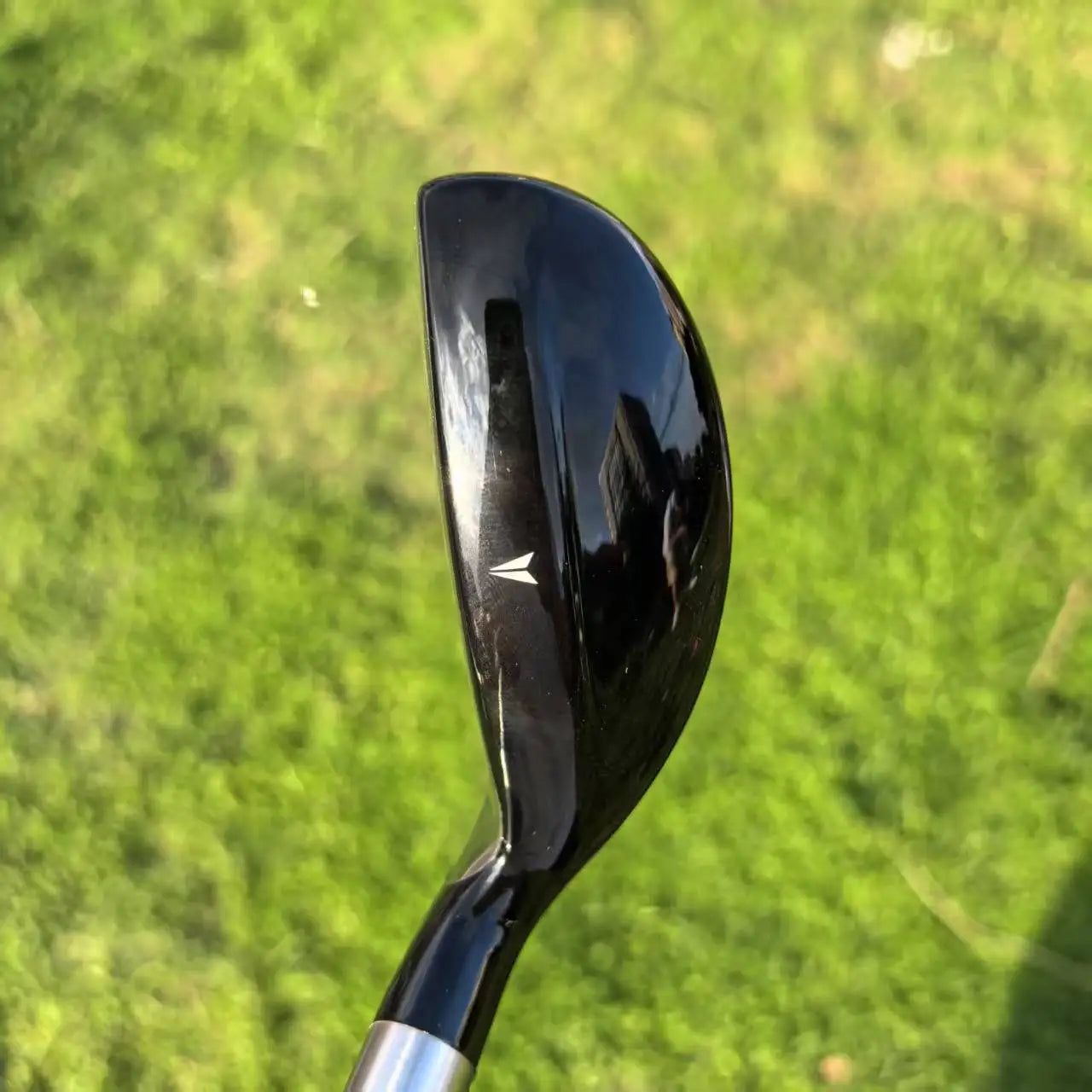 Golf Clubs, Iron Clubs, Fairway Woods, Hybrid Clubs, Carbon Shafts, Clubs in Sizes 2/3/4/5/6/7/8/9/P